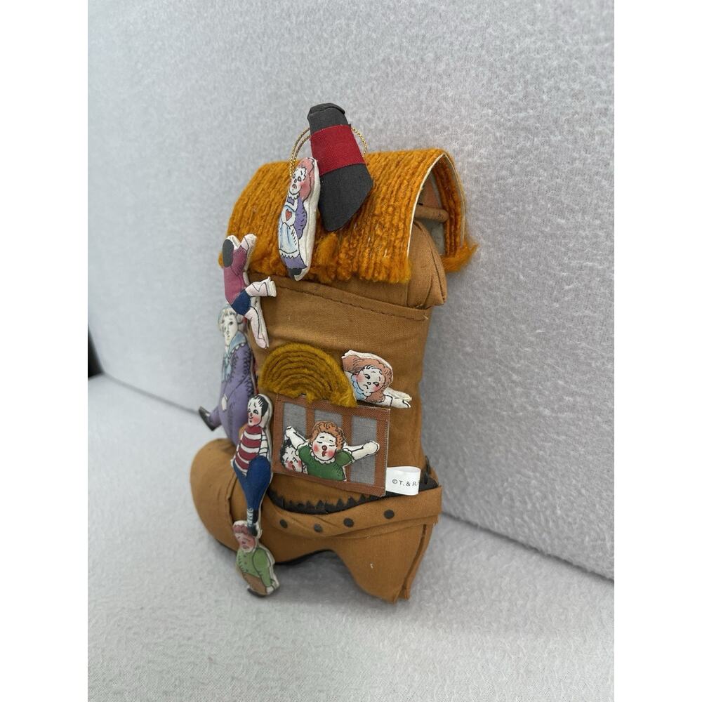 VTG T&R Floyd Old Lady Lived in a Shoe Plush Ornament 1989 Christma - Picture 4 of 9
